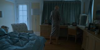 Sarah Chalke feet photo thumbnail