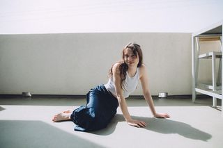 Sarah Close feet photo 4