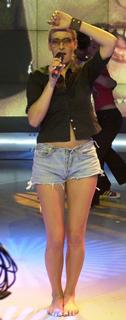 Sarah Connor feet photo thumbnail
