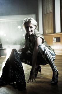 Sarah Connor feet photo thumbnail