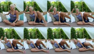 Sarah Connor feet photo thumbnail
