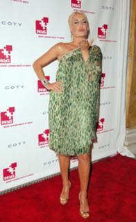 Sarah Connor feet photo thumbnail