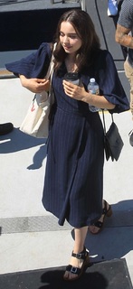 Sarah Desjardins feet photo thumbnail