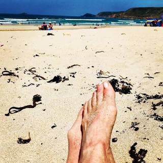Sarah Douglas feet photo 6