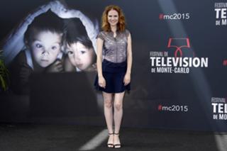 Sarah Drew feet photo thumbnail