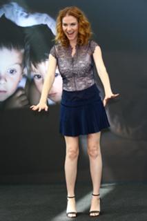 Sarah Drew feet photo thumbnail
