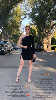 Sarah Drew feet photo thumbnail