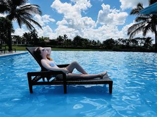 Sarah Drew feet photo thumbnail