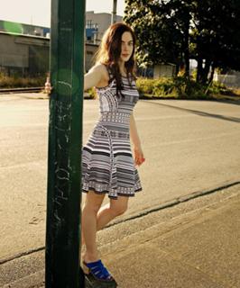 Sarah Dugdale feet photo 10