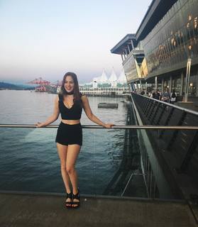 Sarah Dugdale feet photo 9
