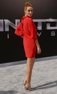 Sarah Dumont feet photo 14