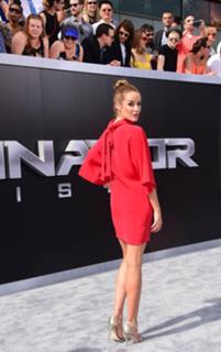 Sarah Dumont feet photo 8