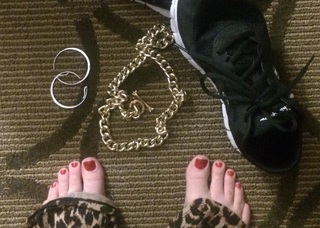 Sarah Dunsworth feet photo 9