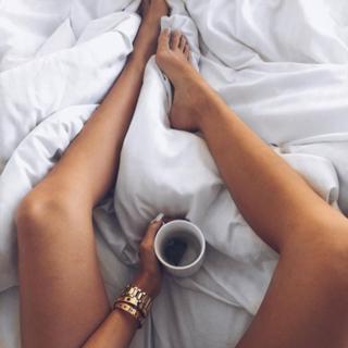 Sarah Ellen feet photo 16