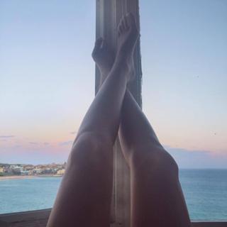 Sarah Ellen feet photo 13