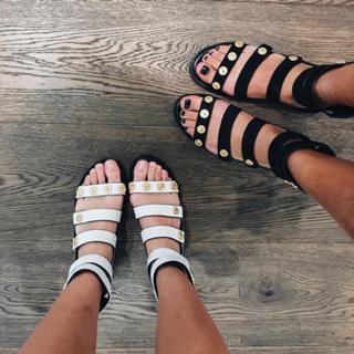 Sarah Ellen feet photo 3