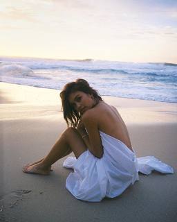 Sarah Ellen feet photo 7