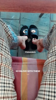 Sarah Ellen feet photo 13