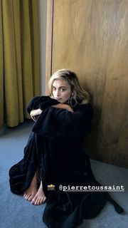 Sarah Ellen feet photo 2