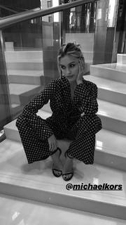 Sarah Ellen feet photo 14