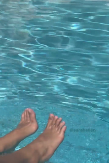 Sarah Ellen feet photo 2