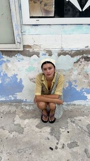 Sarah Ellen feet photo 10