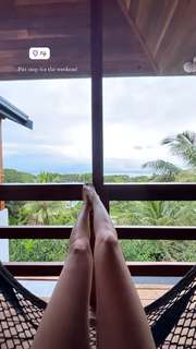 Sarah Ellen feet photo 4