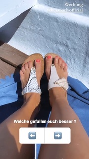 Sarah Engels feet photo thumbnail