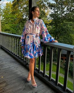 Sarah Engels feet photo thumbnail