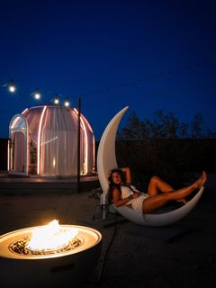 Sarah Engels feet photo thumbnail