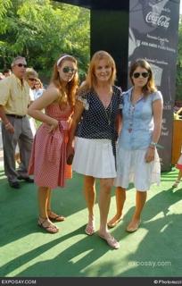 Sarah Ferguson feet photo thumbnail
