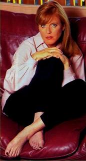 Sarah Ferguson feet photo thumbnail