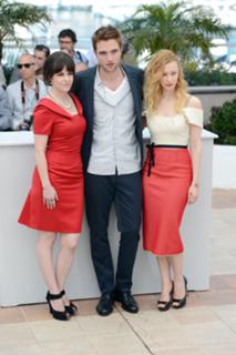 Sarah Gadon feet photo thumbnail