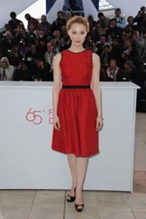 Sarah Gadon feet photo thumbnail
