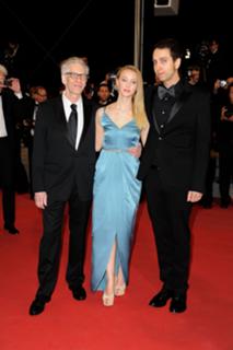 Sarah Gadon feet photo thumbnail