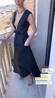 Sarah Gadon feet photo thumbnail