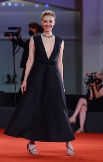 Sarah Gadon feet photo thumbnail