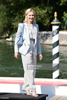 Sarah Gadon feet photo thumbnail