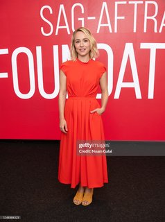 Sarah Goldberg feet photo 4
