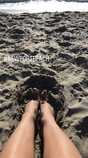 Sarah Grey feet photo 3
