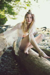 Sarah Grey feet photo 18