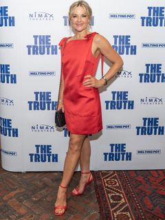 Sarah Hadland feet photo 1