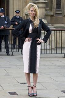 Sarah Harding feet photo thumbnail