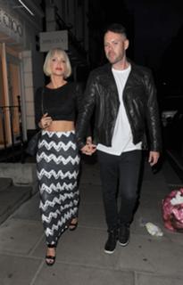 Sarah Harding feet photo thumbnail