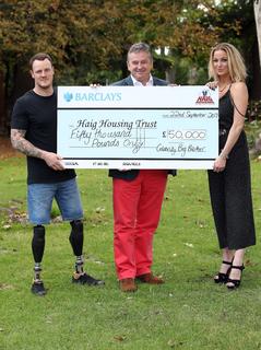 Sarah Harding feet photo thumbnail