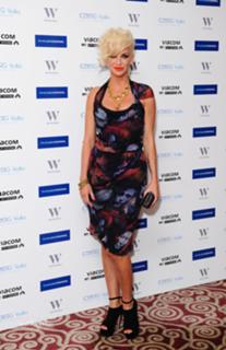 Sarah Harding feet photo thumbnail