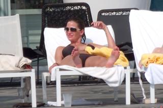 Sarah Harding feet photo thumbnail