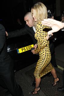 Sarah Harding feet photo thumbnail