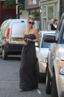 Sarah Harding feet photo thumbnail
