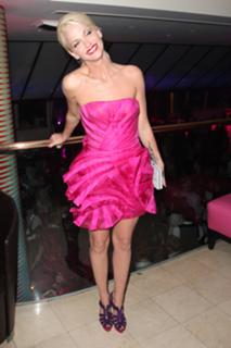 Sarah Harding feet photo thumbnail